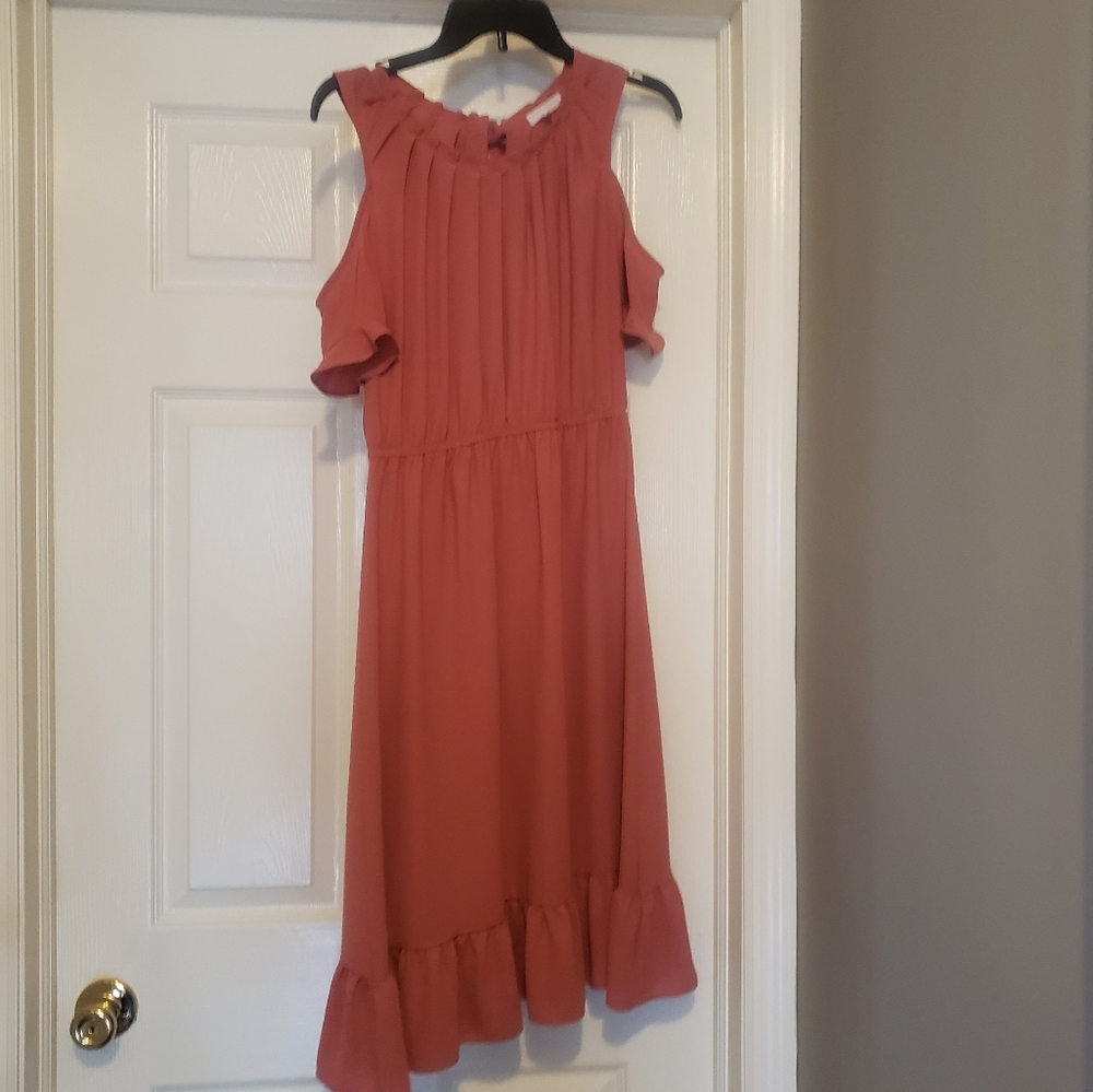 Bare off the shoulder dress, light pink, mauve
